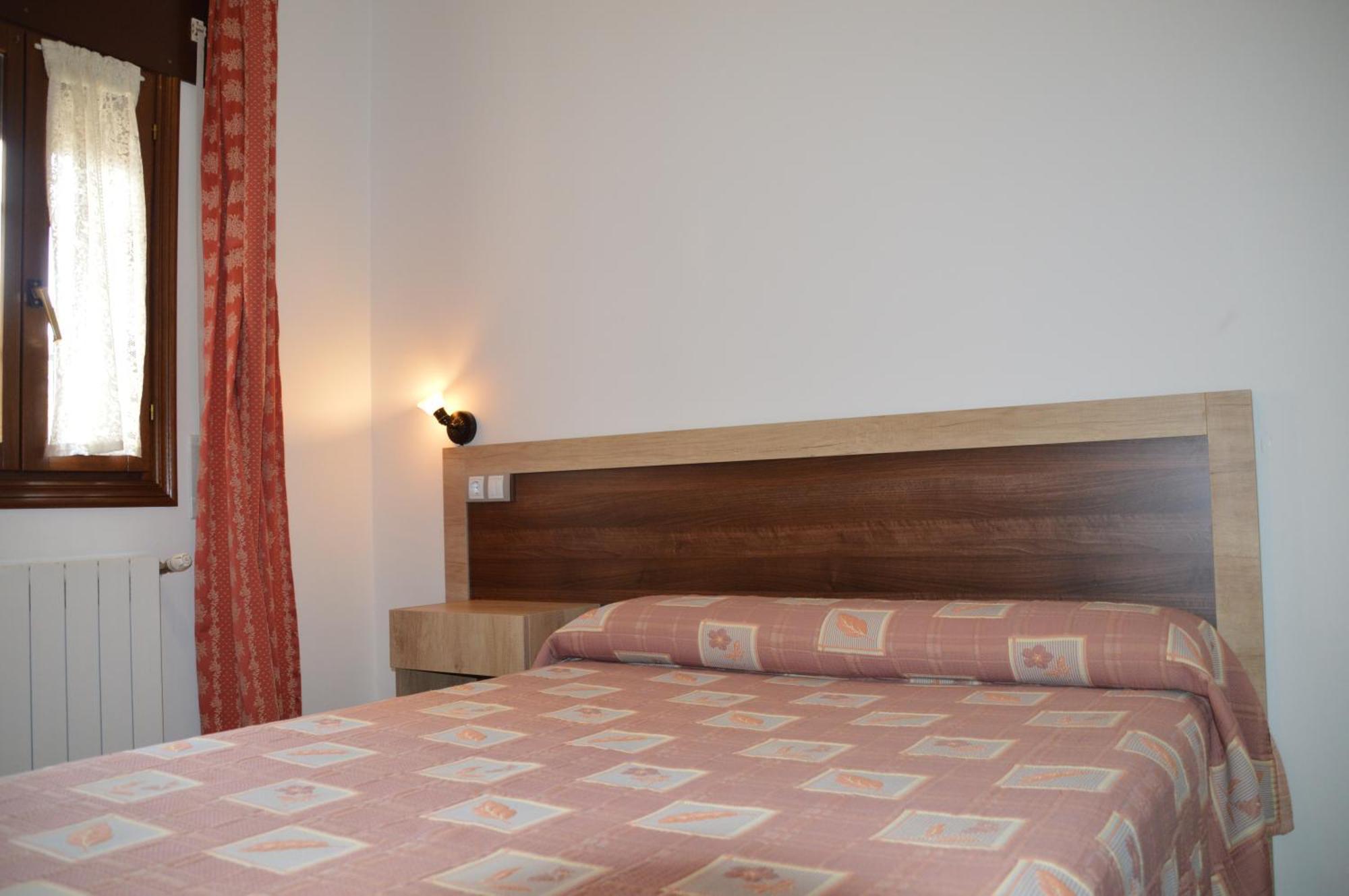 Labella - Hostal Rural Restaurante Ла-Калаорра Экстерьер фото
