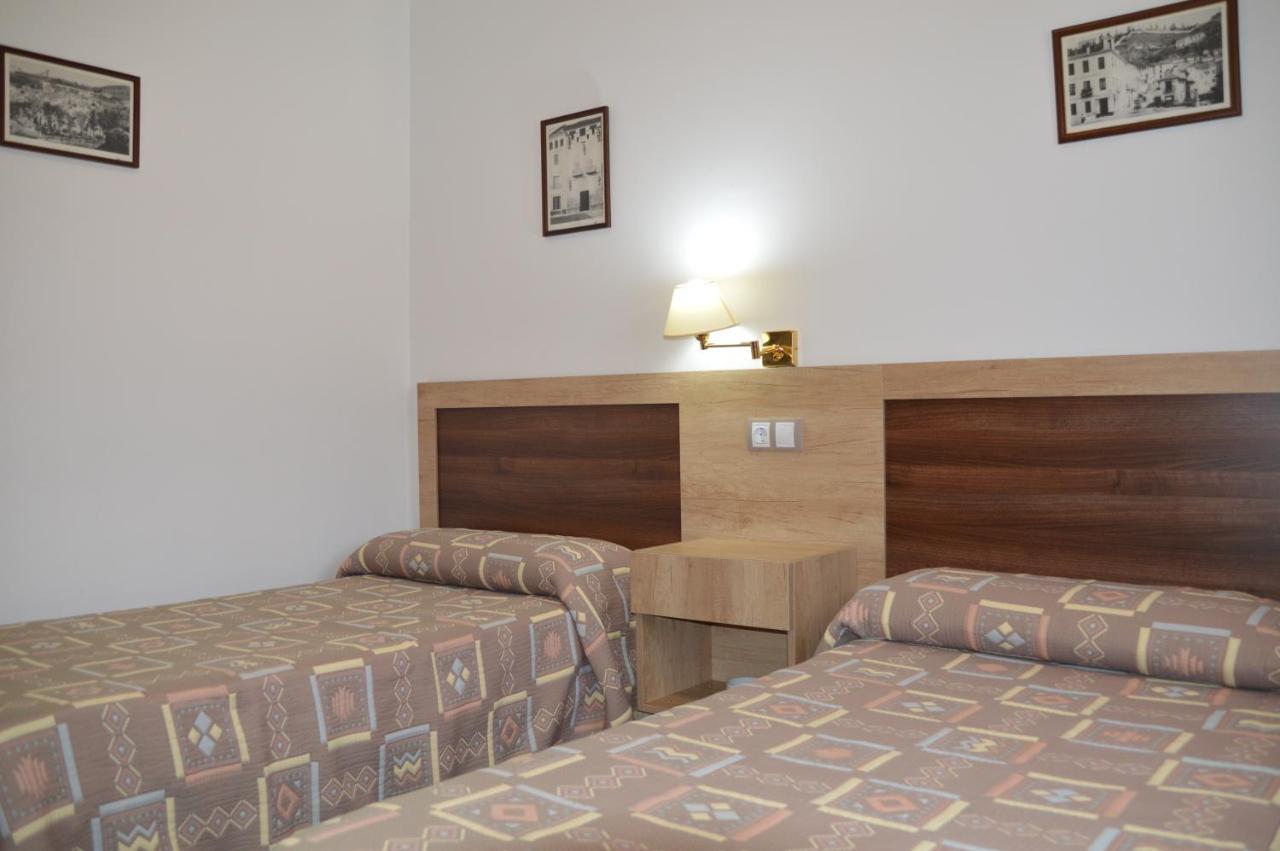 Labella - Hostal Rural Restaurante Ла-Калаорра Экстерьер фото